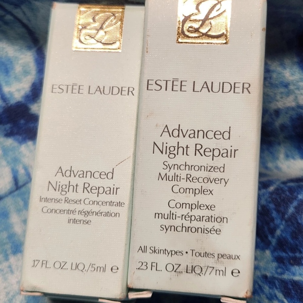 Estee Lauder Advanced Night Repair Skincare Set - Gold and Cream